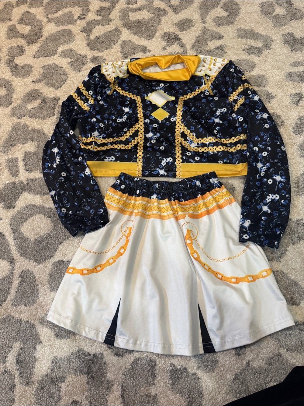 Girls costume